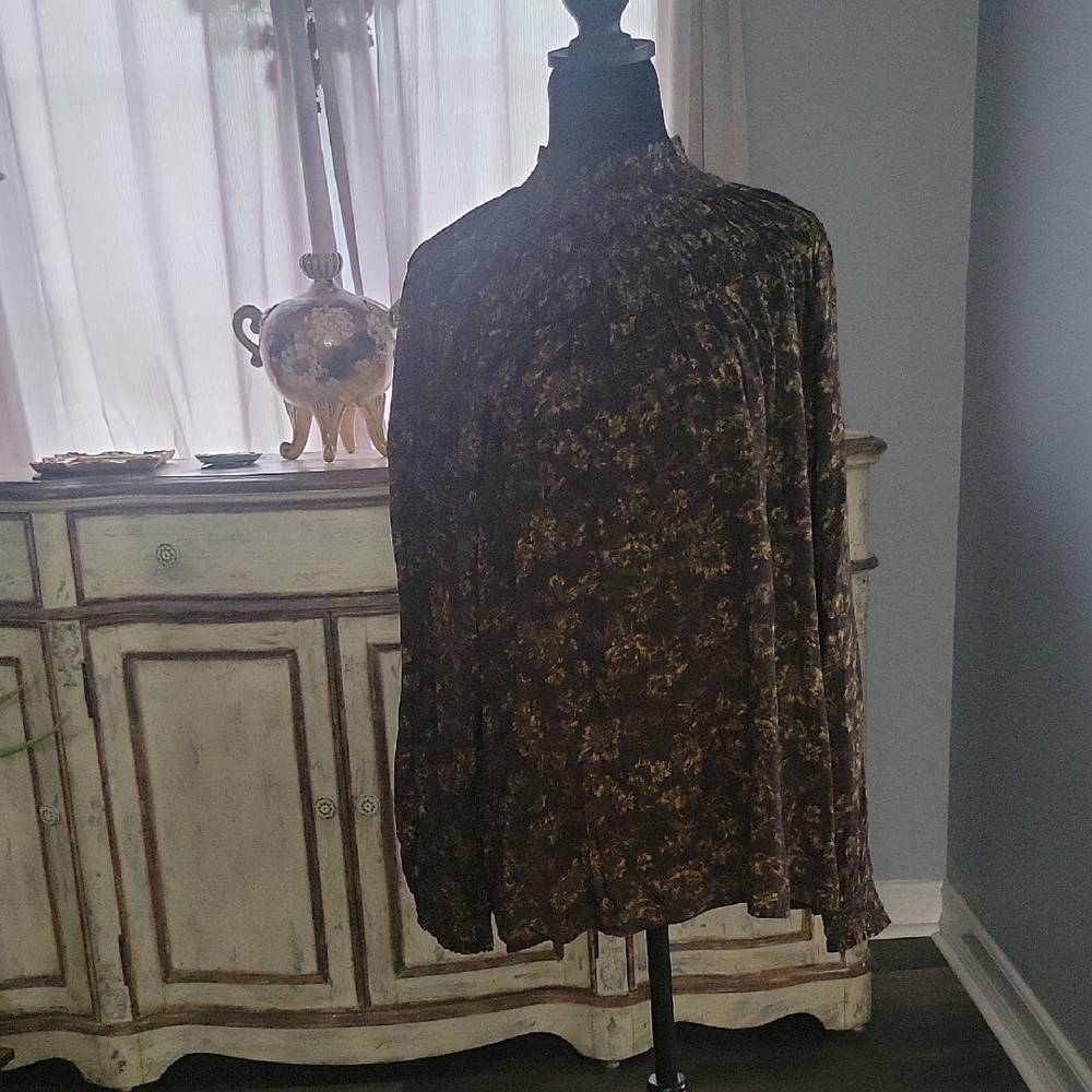 beachlunchlounge Brown and Yellow Relaxed Pleated Blouse